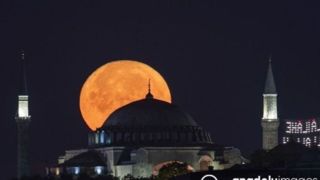 پدیده زیبای سوپر ماه در استانبول