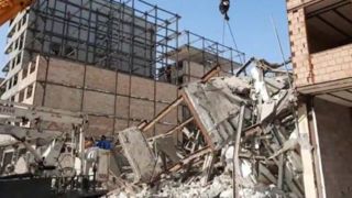شاکری: ساختمان‌های بدون مجوز فرو ریخته در تهران توسط زمین‌خواران ساخته شده بود