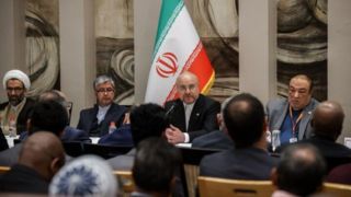 نشست رئیس‌مجلس قالیباف در نشست با ایرانیان آفریقای‌جنوبی/ قالیباف: ایرانیان خارج از کشور باید در مجلس نماینده داشته باشند