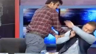 کتک‌کاری نماینده پارلمان پاکستان در برنامه زنده تلویزیونی