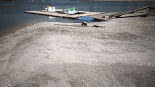  آیا آب دریاچه چیتگر به آزادی منتقل شده است؟