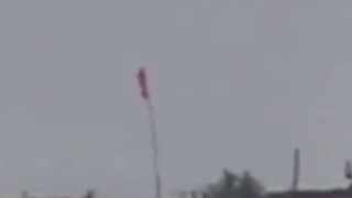 برافراشته شدن پرچم حزب‌الله در پایگاه اسرائیلی
