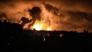 شهادت ۱۰۰ نفر در بمباران برج مسکونی در غزه