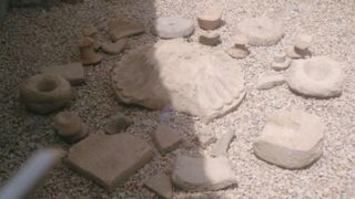 کشف اشیای عتیقه ۳ هزار ساله در همدان