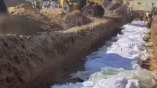 دفن  فلسطینی‌ها در یک گور دسته‌جمعی