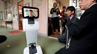 ربات‌ها به کمک دانش‌آموزان غایب می‌آیند