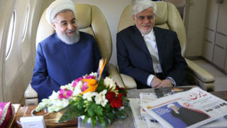 شکاف در اردوگاه اصلاحات/ جدال بر سر رهبری عارف و روحانی