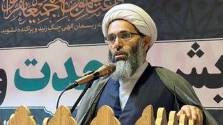 انتقاد امام جمعه قشم از اظهارات وزیر ارشاد درباره بازگشت خوانندگان 