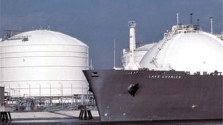 قطر انرژی ارسال گاز طبیعی مایع از طریق دریای سرخ را متوقف کرد