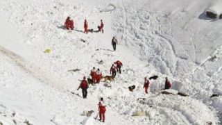 کوهنوردانی که مفقود مانده‌اند/ احتمال تعویق جستجوی پیکرها تا بهار