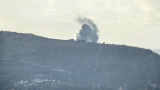 حملات جدید رژیم صهیونیستی به جنوب لبنان/ حزب‌الله با هدف قرار دادن چند پایگاه پاسخ داد