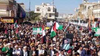 راهپیمایی عظیم یمنی‌ها در حمایت از فلسطین