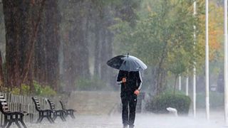 بارش باران و وزش باد در اغلب استان‌ها از شنبه/ پرهیز از سفرهای غیرضرور در گردنه‌های برفگیر  
