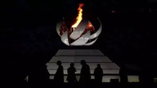نمایش مشعل المپیک پاریس در باغ تویلری