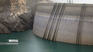 تهرانی‌ها در مصرف آب ۱۵ درصد صرفه‌جویی کنند