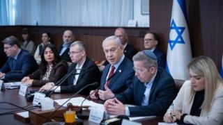 مقام صهیونیستی: اسرائیل آماده تایید آتشبس با حزبالله است مقام صهیونیستی: اسرائیل آماده تایید آتشبس با حزبالله است