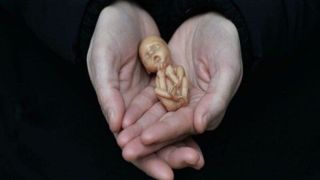 عوارض جسمی و روحی سقط جنین؛ از افسردگی تا خطر مرگ مادر عوارض جسمی و روحی سقط جنین؛ از افسردگی تا خطر مرگ مادر