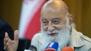 چمران: اختیارات دولت به شهرداریها واگذار شود چمران: اختیارات دولت به شهرداریها واگذار شود