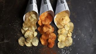 چرا در بستههای چیپس اینهمه «هوا» هست؟ چرا در بستههای چیپس اینهمه «هوا» هست؟