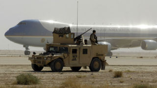 افزایش تحرکات مشکوک آمریکا در پایگاه عینالاسد/ ورود گسترده نیروها و تجهیزات نظامی/ در عینالاسد چه خبر است؟ افزایش تحرکات مشکوک آمریکا در پایگاه عینالاسد/ ورود گسترده نیروها و تجهیزات نظامی/ در عینالاسد چه خبر است؟