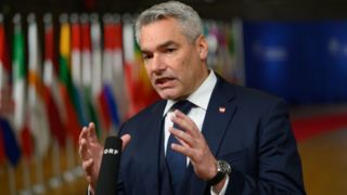 صدراعظم اتریش: بزودی کنارهگیری می کنم صدراعظم اتریش: بزودی کنارهگیری می کنم