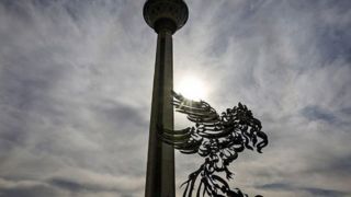 برج میلاد کاخ جشنواره فجر چهل‏‌وچهارم شد