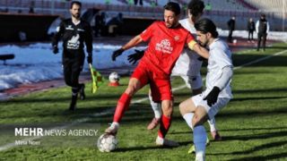 جاده لغزنده بود و تراکتور به مقصد نرسید/ امتیاز شیرین برای قوی انزلی جاده لغزنده بود و تراکتور به مقصد نرسید/ امتیاز شیرین برای قوی انزلی