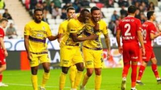 روزگار خوش یک استقلالی کنار ستاره بارسلونا؛ آبیها دلتنگ این ستاره هستند! روزگار خوش یک استقلالی کنار ستاره بارسلونا؛ آبیها دلتنگ این ستاره هستند!