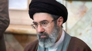 سیاست رسانه های غربی درباره فرزند رهبرانقلاب "سید مجتبی خامنه ای" چیست؟ سیاست رسانه های غربی درباره فرزند رهبرانقلاب "سید مجتبی خامنه ای" چیست؟