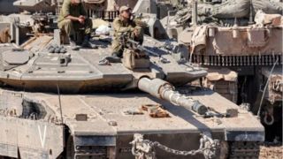 افتخار رژیم اسرائیل به غارت ادوات نظامی سوریه: ۳۳۰۰ سلاح، تانک، آرپیجی، و خمپاره را مصادره کردیم افتخار رژیم اسرائیل به غارت ادوات نظامی سوریه: ۳۳۰۰ سلاح، تانک، آرپیجی، و خمپاره را مصادره کردیم