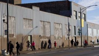 عملیات گسترده اخراج مهاجران از آمریکا روز بعد از تحلیف «ترامپ» آغاز میشود عملیات گسترده اخراج مهاجران از آمریکا روز بعد از تحلیف «ترامپ» آغاز میشود