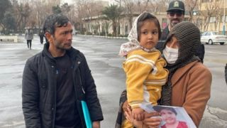 لحظات احساسی از آزادی گروگان ۳ ساله و دیدار با والدینش/ گفتوگو با یکی از متهمان پرونده کودکربایی لحظات احساسی از آزادی گروگان ۳ ساله و دیدار با والدینش/ گفتوگو با یکی از متهمان پرونده کودکربایی