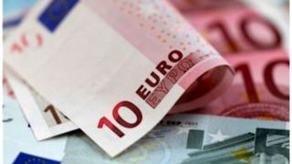 دلار گران شد؛ قیمت دلار، یورو و پوند امروز پنجشنبه ۴ بهمن 