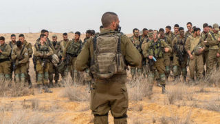 اسرائیل به اشغال خاک لبنان ادامه می‌دهد