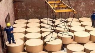 تخلف ۴میلیوندلاری دیگر در حوزه کاغذ تخلف ۴میلیوندلاری دیگر در حوزه کاغذ