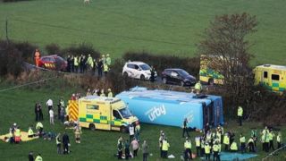 تصادف اتوبوس مدرسه در فرانسه با ۴۱ کشته و مجروح