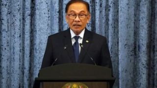 مالزی: منتظر تاثیر تعرفههای آمریکا نمیمانیم، به سراغ چین و روسیه میرویم مالزی: منتظر تاثیر تعرفههای آمریکا نمیمانیم، به سراغ چین و روسیه میرویم