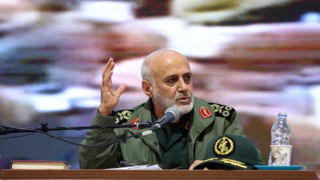 سرلشکر رشید: خطای محاسباتی دشمن را در میدان عمل تغییر میدهیم سرلشکر رشید: خطای محاسباتی دشمن را در میدان عمل تغییر میدهیم