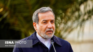 عراقچی: هرگز از موضع ضعف پای میز مذاکره نمیرویم عراقچی: هرگز از موضع ضعف پای میز مذاکره نمیرویم