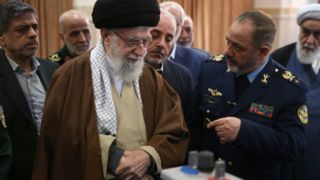 بازدید رهبر انقلاب از آخرین دستاوردهای صنعت دفاعی کشور