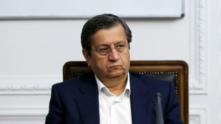 همتی: ۳۰ بهمن به سوالات نمایندگان پاسخ می‌دهم