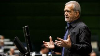 انتقاد شدید یک نماینده مجلس از پزشکیان: این چه وضع اداره کشور است؟ انتقاد شدید یک نماینده مجلس از پزشکیان: این چه وضع اداره کشور است؟