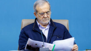 تصمیم مهم پزشکیان در رابطه با ممنوعیت انتصاب ظریف/ نامه قابل توجه رئیسجمهور به قالیباف تصمیم مهم پزشکیان در رابطه با ممنوعیت انتصاب ظریف/ نامه قابل توجه رئیسجمهور به قالیباف