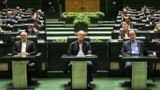 تشریح جزئیات جلسه ارزی مجلس و دولت/ گودرزی: گزارش دولت امیدبخش بود تشریح جزئیات جلسه ارزی مجلس و دولت/ گودرزی: گزارش دولت امیدبخش بود