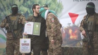 نتانیاهو زیر توافق زد؛ لغو آزادی اسرای فلسطینی نتانیاهو زیر توافق زد؛ لغو آزادی اسرای فلسطینی