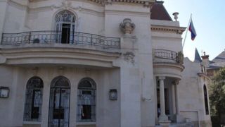 انفجار در محوطه کنسولگری روسیه در مارسی فرانسه انفجار در محوطه کنسولگری روسیه در مارسی فرانسه