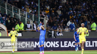 تساوی استقلال و النصر در سکانس اول/ تکلیف صعود به ریاض کشیده شد! تساوی استقلال و النصر در سکانس اول/ تکلیف صعود به ریاض کشیده شد!