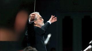 نگاهی به زندگانی آقای خاص موسیقی ایران نگاهی به زندگانی آقای خاص موسیقی ایران