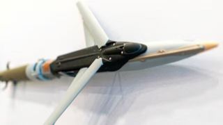 آمریکا به اوکراین بمب‌های پیشرفته دوربرد می‌دهد