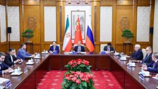 شینهوا: گفتوگو تنها گزینه مناسب برای حل موضوع هستهای ایران است شینهوا: گفتوگو تنها گزینه مناسب برای حل موضوع هستهای ایران است